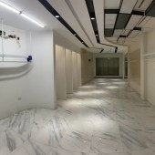 CHO THUÊ MBKD CẦU GIẤY, 3 TẦNG, THÔNG SÀN, 70M2, MT 4M, Ô TÔ ĐỖ, VỈA HÈ RỘNG,